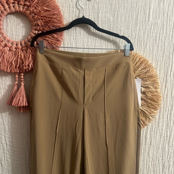 Athleta NWT Brooklyn Heights High Rise Pant Sz 6 - Picture 3 of 7